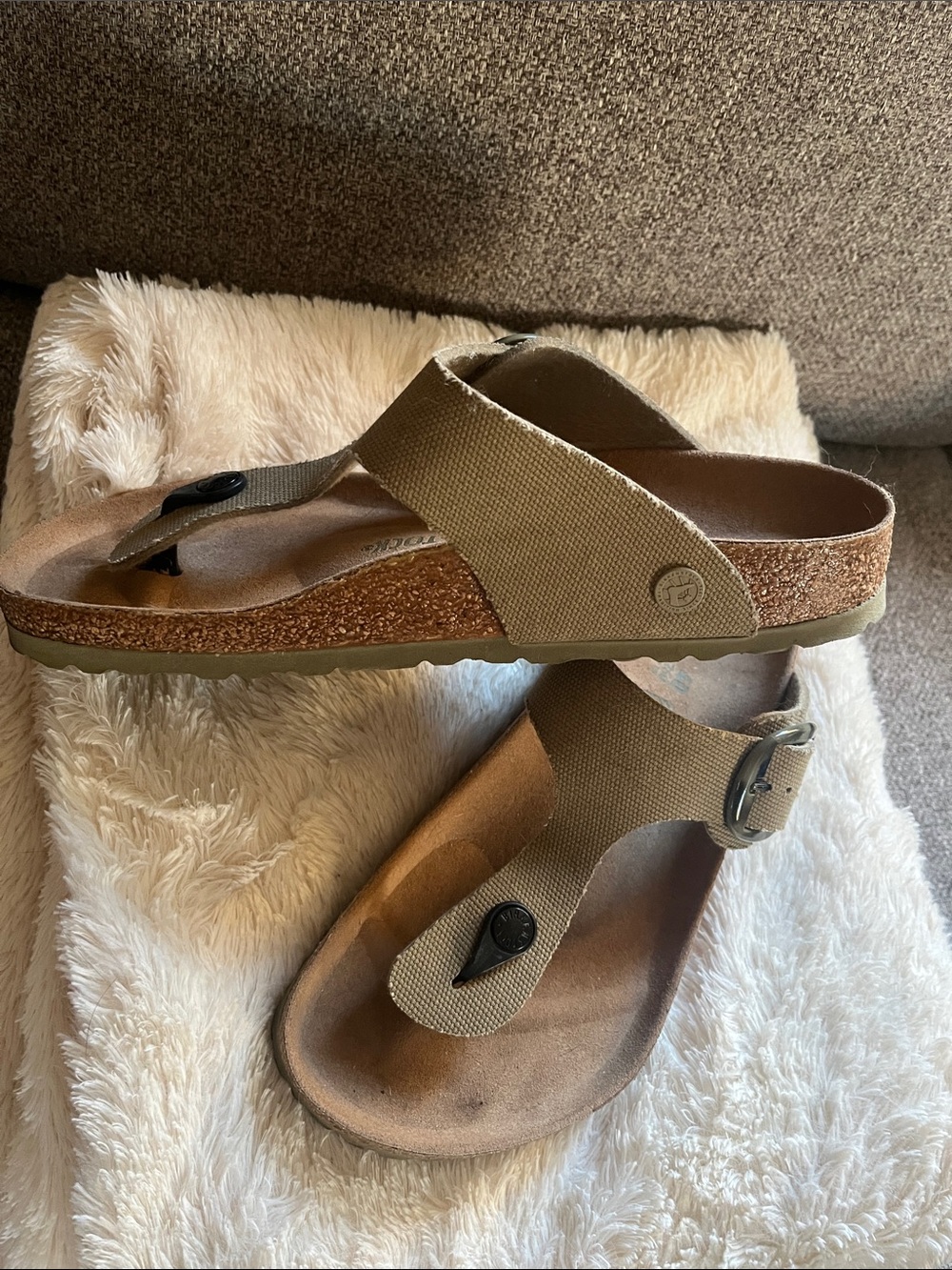 Vegan Birkenstock Tan Canvas Thong Sandals Big Buckle Rivet Logo Khaki 9 40 - Picture 2 of 8